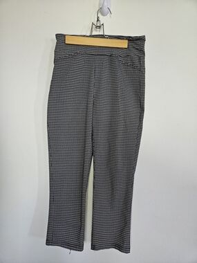 Tag Black and White Geometric Print Pull-On Crop Pants Size 9🔥